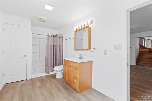 Builiding view seventeen for 11943 Us 223, Onsted, MI. 49265