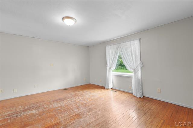 Builiding view sixteen for 11943 Us 223, Onsted, MI. 49265