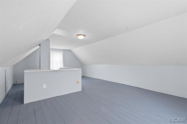 Builiding view twenty eight for 11943 Us 223, Onsted, MI. 49265