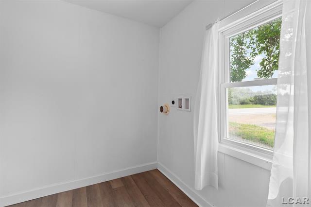 Builiding view twenty three for 11943 Us 223, Onsted, MI. 49265