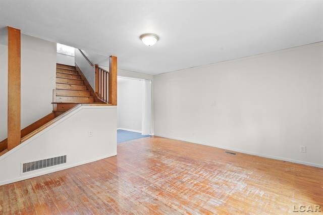 Builiding view twenty for 11943 Us 223, Onsted, MI. 49265