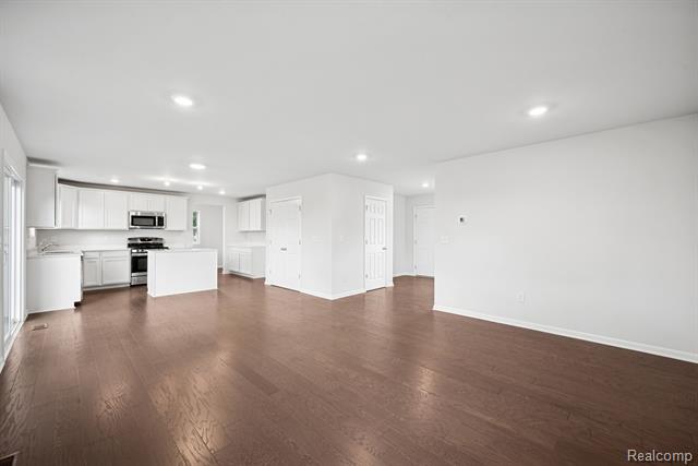 Builiding view six for 4257 Cedar Lane, Grand Blanc, MI. 48439