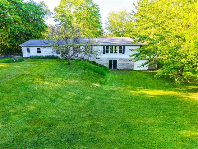 Builiding view one for 6340 Warren Woods, Three Oaks, MI. 49128