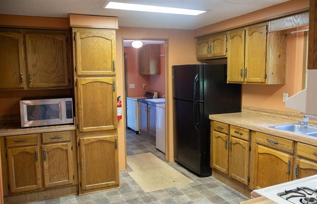 Builiding view three for 6340 Warren Woods, Three Oaks, MI. 49128