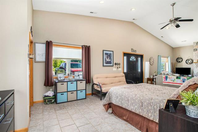 Builiding view eleven for 390 Iyopawa, Coldwater, MI. 49036