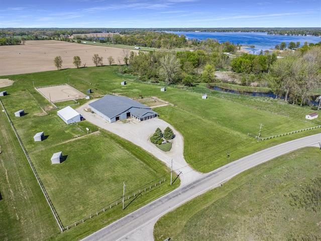 front view for 390 Iyopawa Road, Coldwater, Mi. 49036