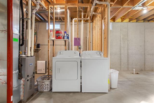 Builiding view forty four for 317 Monroe, South Haven, MI. 49090