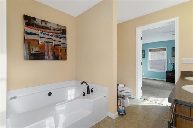 Builiding view forty two for 317 Monroe, South Haven, MI. 49090