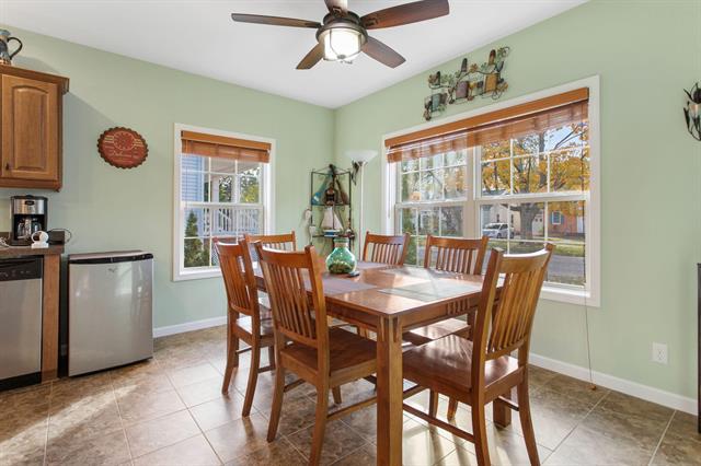 Builiding view nine for 317 Monroe, South Haven, MI. 49090