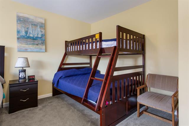 Builiding view thirty three for 317 Monroe, South Haven, MI. 49090