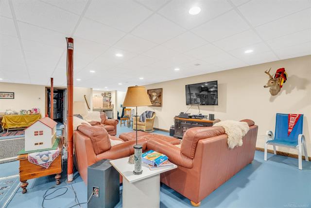 Builiding view fifty nine for 3905 Lakeshore, Lexington, MI. 48450