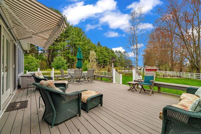 Builiding view seventy six for 3905 Lakeshore, Lexington, MI. 48450