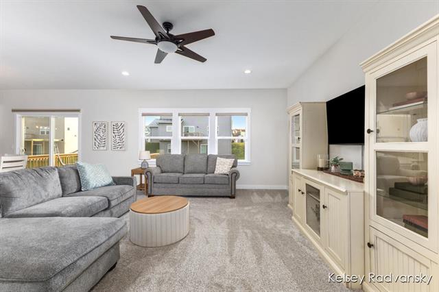 Builiding view eight for 6450 Estate, Byron Center, MI. 49315