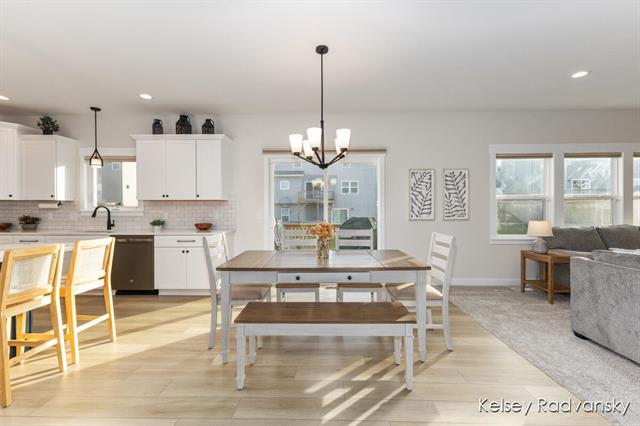 Builiding view seven for 6450 Estate, Byron Center, MI. 49315