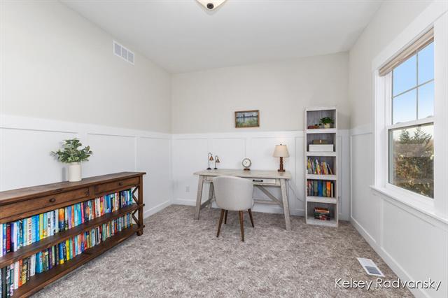 Builiding view twelve for 6450 Estate, Byron Center, MI. 49315