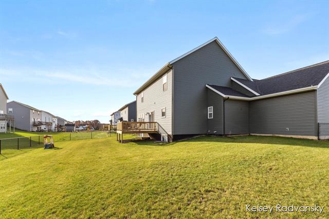 Builiding view twenty six for 6450 Estate, Byron Center, MI. 49315