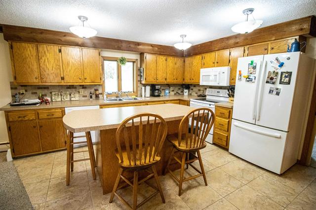 Builiding view eight for 5377 Vienna, Clio, MI. 48420