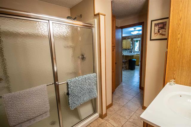 Builiding view seventeen for 5377 Vienna, Clio, MI. 48420