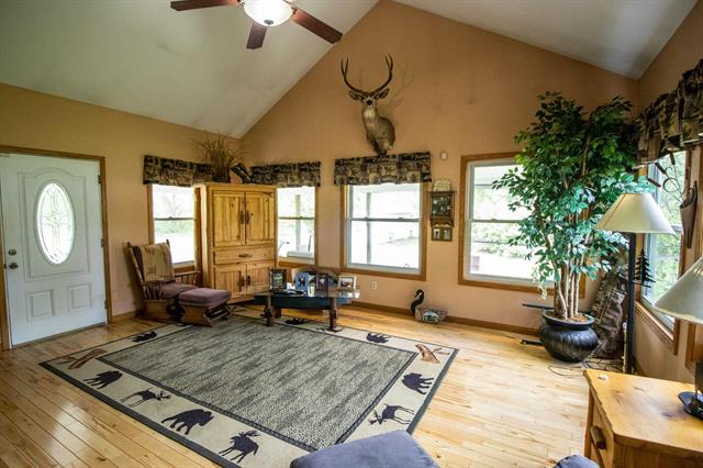 Builiding view thirteen for 5377 Vienna, Clio, MI. 48420