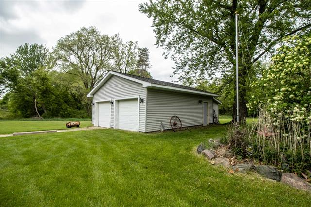 Builiding view thirty one for 5377 Vienna, Clio, MI. 48420