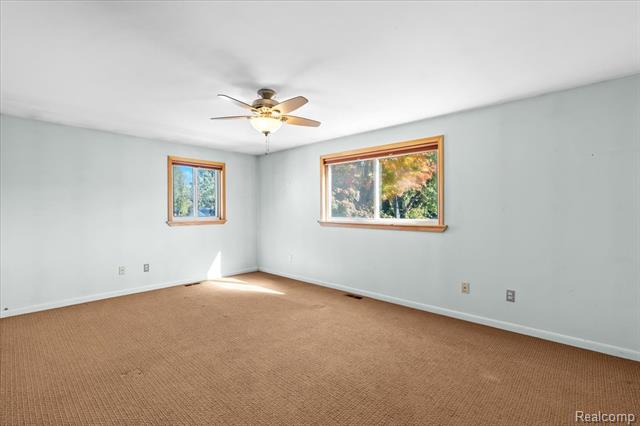 Builiding view twenty three for 4485 Pommore, Milford, MI. 48380