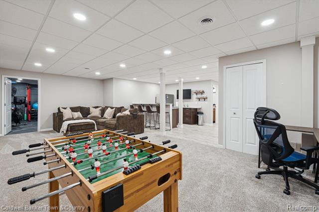 Builiding view forty two for 274 Carnoustie, Highland, MI. 48357