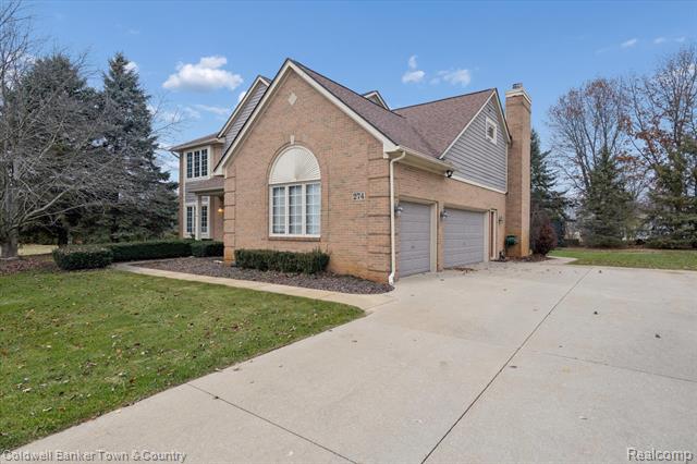 Builiding view one for 274 Carnoustie, Highland, MI. 48357