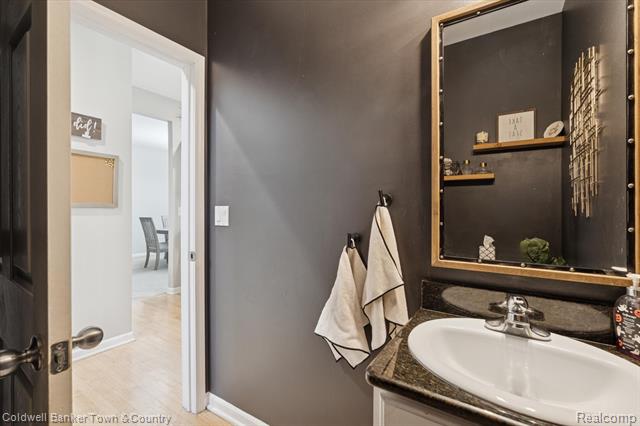 Builiding view twenty for 274 Carnoustie, Highland, MI. 48357