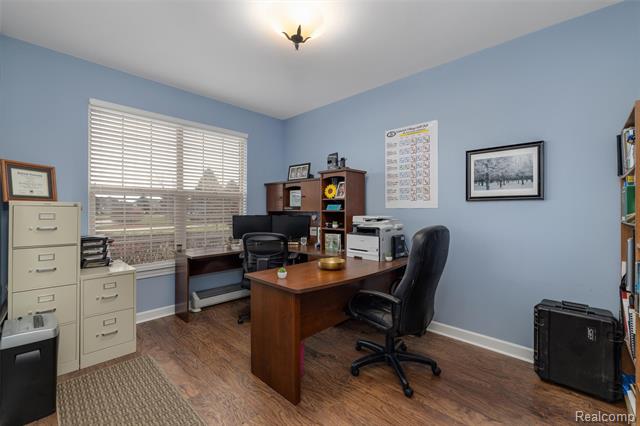 Builiding view fifteen for 297 Gleneagles, Highland, MI. 48357