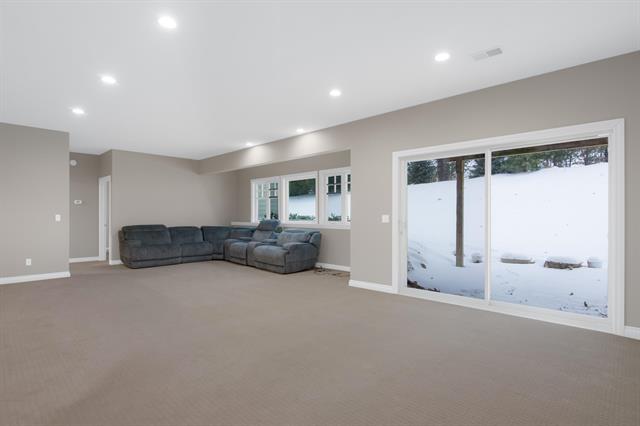 Builiding view twenty seven for 172 Wildwood Meadows, Traverse City, MI. 49686