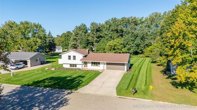 Builiding view forty five for 10975 Campanel, Zeeland, MI. 49464