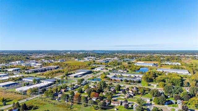 Builiding view forty seven for 10975 Campanel, Zeeland, MI. 49464