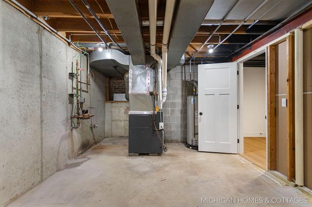 Builiding view forty for 10975 Campanel, Zeeland, MI. 49464