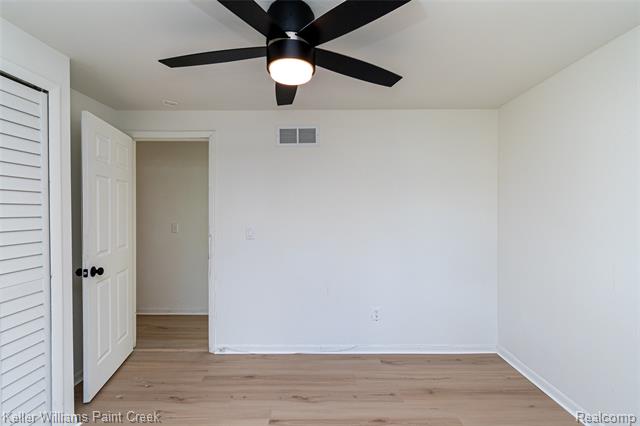 Builiding view sixteen for 240 S Shirley, Pontiac, MI. 48342