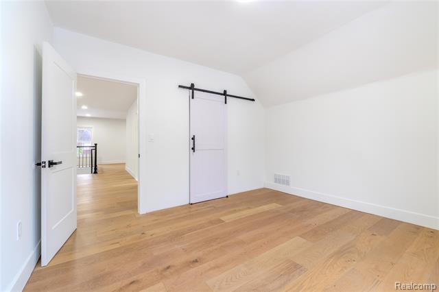 Builiding view nineteen for 2433 Fischer, Detroit, MI. 48214