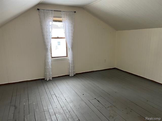 Builiding view nineteen for 2581 Carpenter, Lapeer, MI. 48446