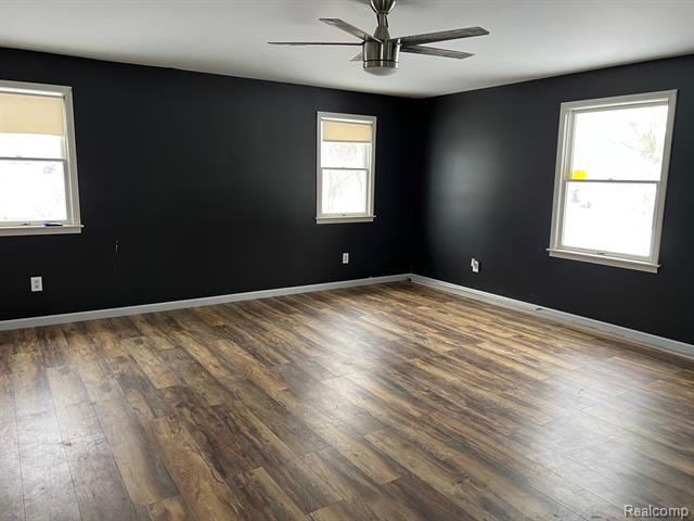 Builiding view twelve for 2581 Carpenter, Lapeer, MI. 48446