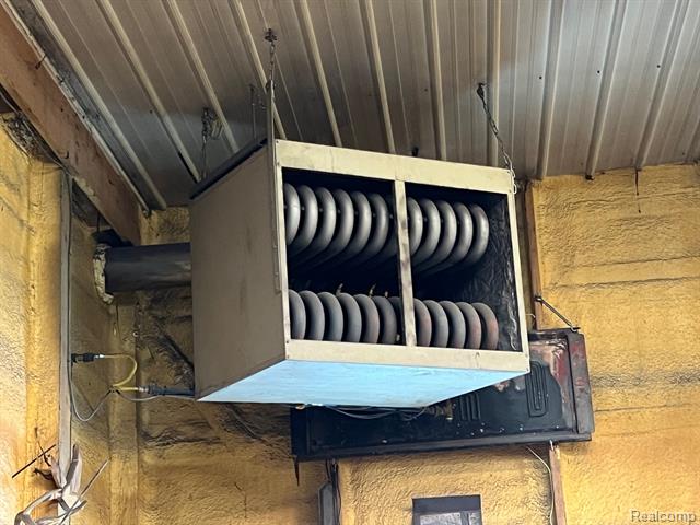 Builiding view twenty five for 2581 Carpenter, Lapeer, MI. 48446