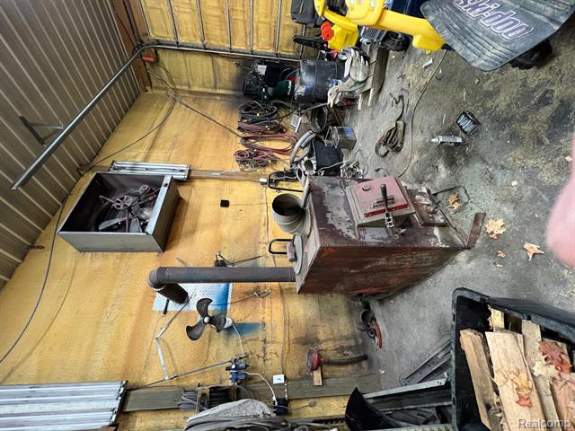 Builiding view twenty six for 2581 Carpenter, Lapeer, MI. 48446