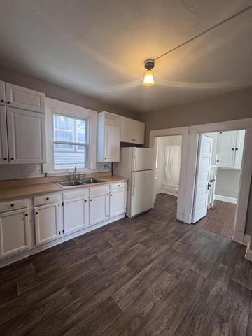 Builiding view seven for 910 Prince, Grand Rapids, MI. 49507