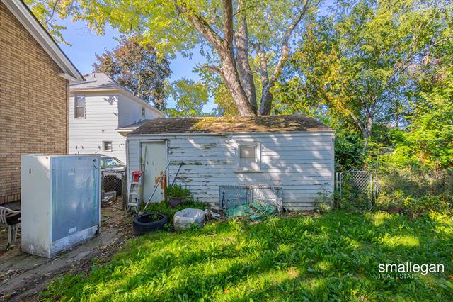 Builiding view nineteen for 155 Palmer, Grand Rapids, MI. 49505