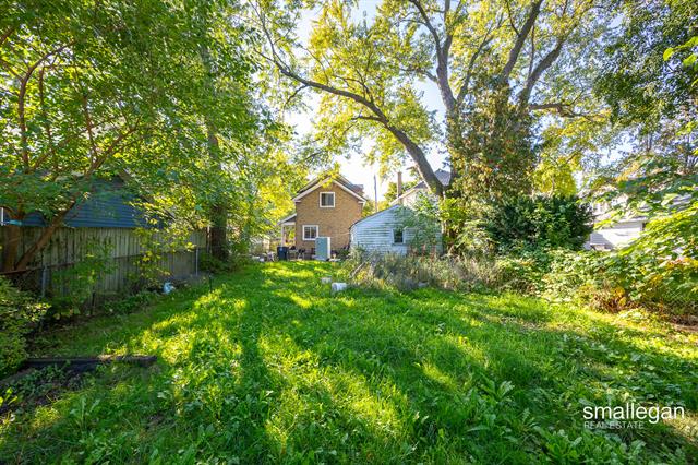 Builiding view twenty for 155 Palmer, Grand Rapids, MI. 49505