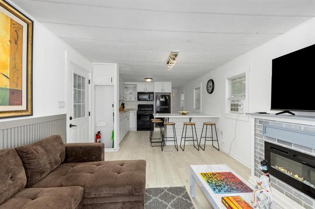 Builiding view five for 852 Tarpon St, Wyoming, MI. 49509