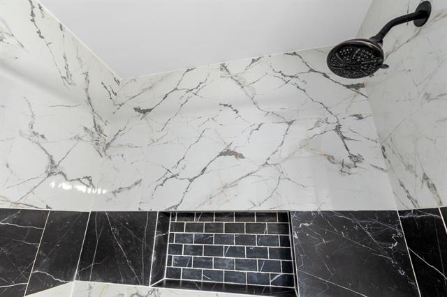 Builiding view fourteen for 852 Tarpon St, Wyoming, MI. 49509