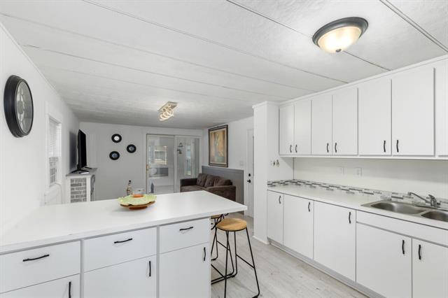 Builiding view nine for 852 Tarpon St, Wyoming, MI. 49509