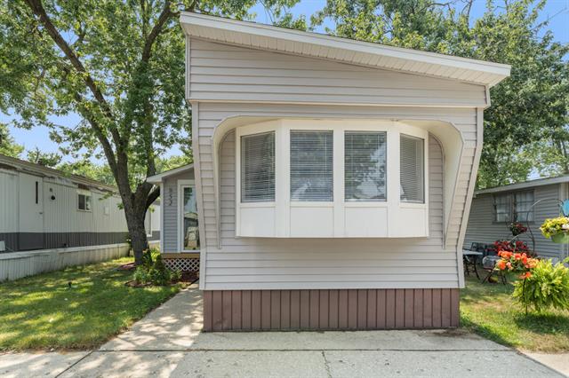 Builiding view one for 852 Tarpon St, Wyoming, MI. 49509