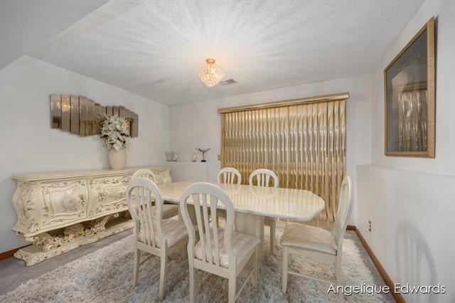 Builiding view twelve for 1563 Amberly, Grand Rapids, MI. 49508