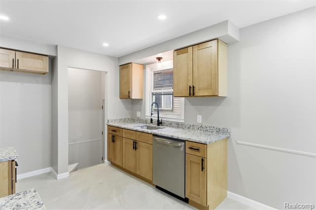 Builiding view eight for 16221 Wormer, Detroit, MI. 48219