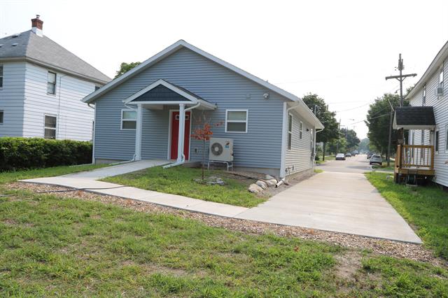 Builiding view fifteen for 1265 Ionia, Grand Rapids, MI. 49507