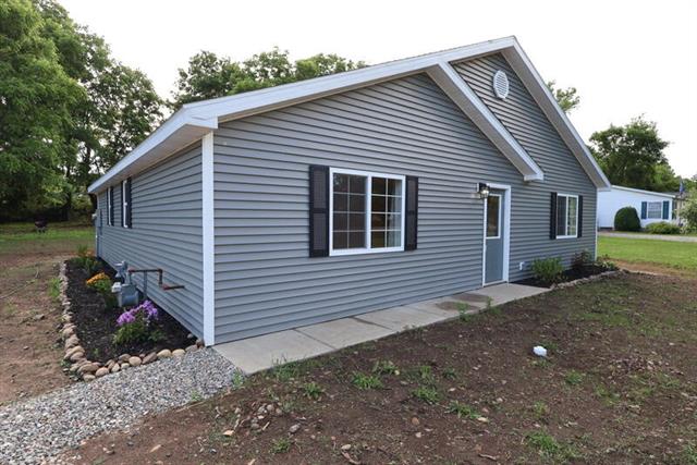 front view for 424 Doris Street, Quincy, Mi. 49082